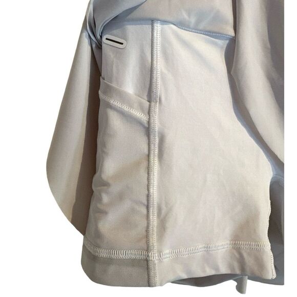 Lululemon Quick Pace Light Weight White & Light Gray Skirt Skort Size 2 - Picture 4 of 9